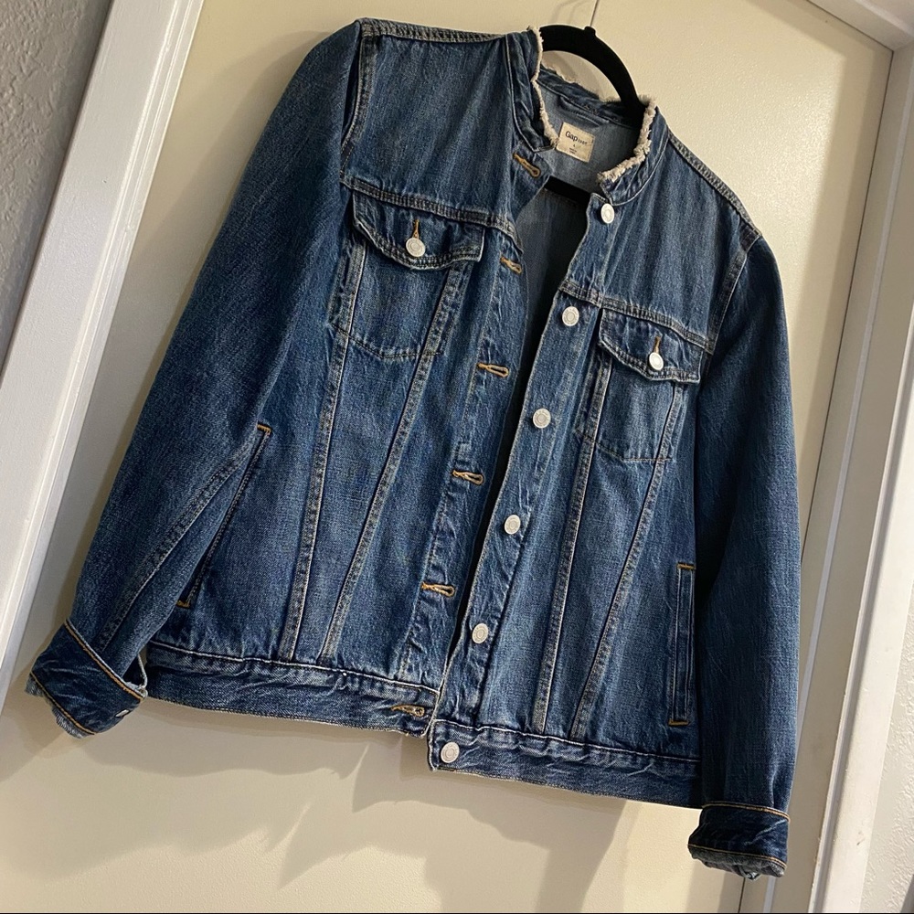 {Gap} Jean Jacket - Picture 2 of 8